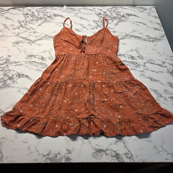 Bundle # 26 Woman's Small Mixed Tops Dresses Blouses ( Flawed ) - Picture 7 of 16